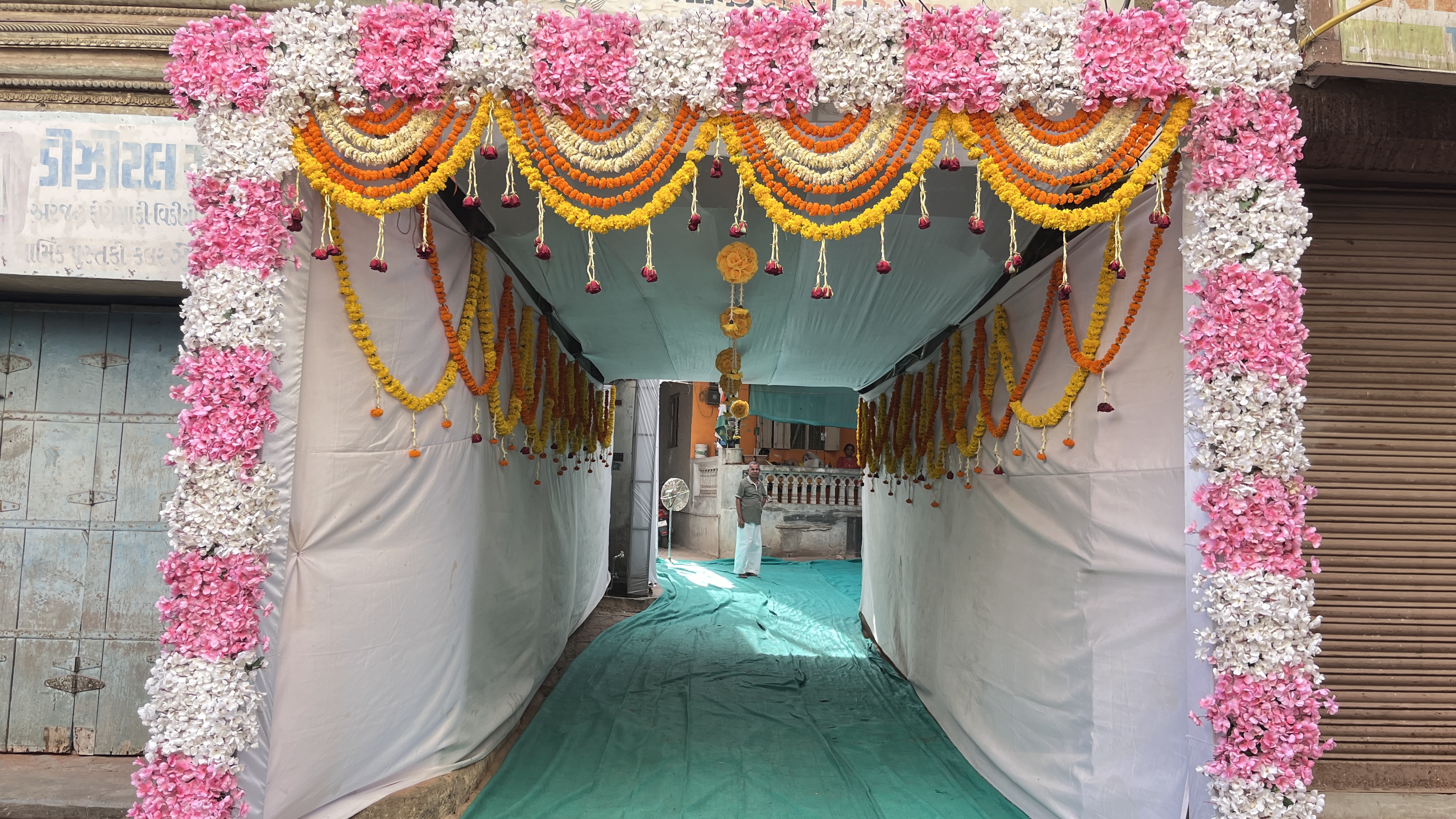 Temple Decoration 
