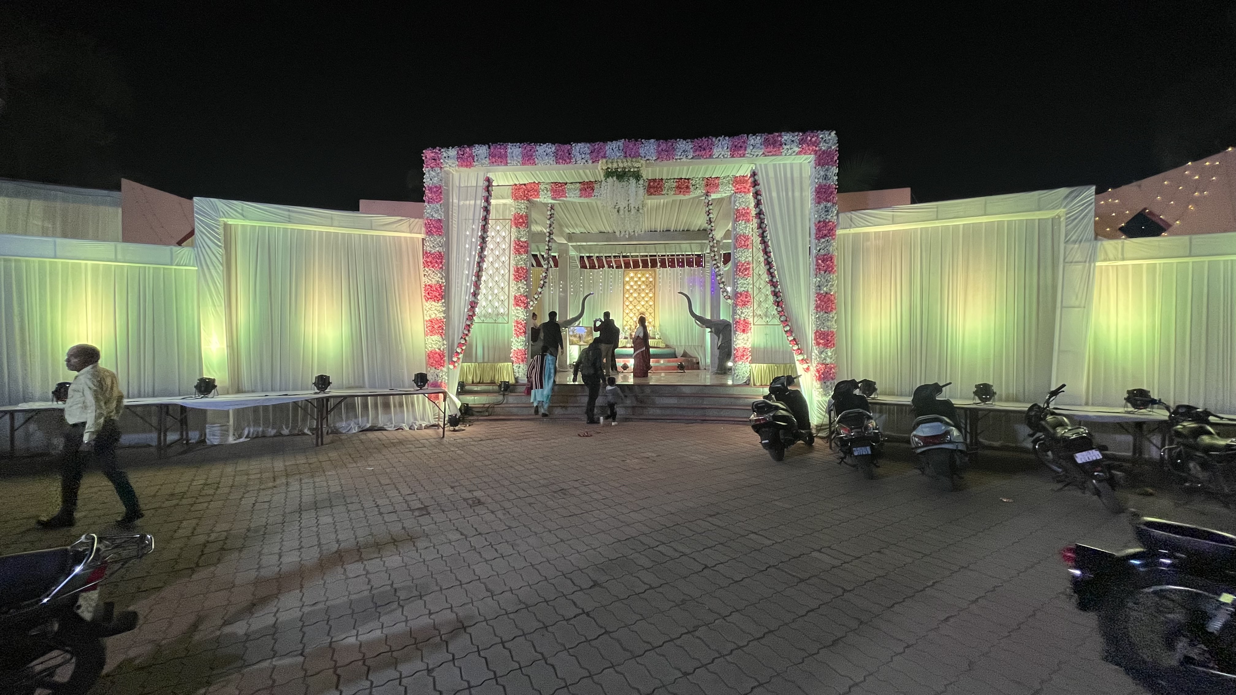 Gate Entry Decoration 