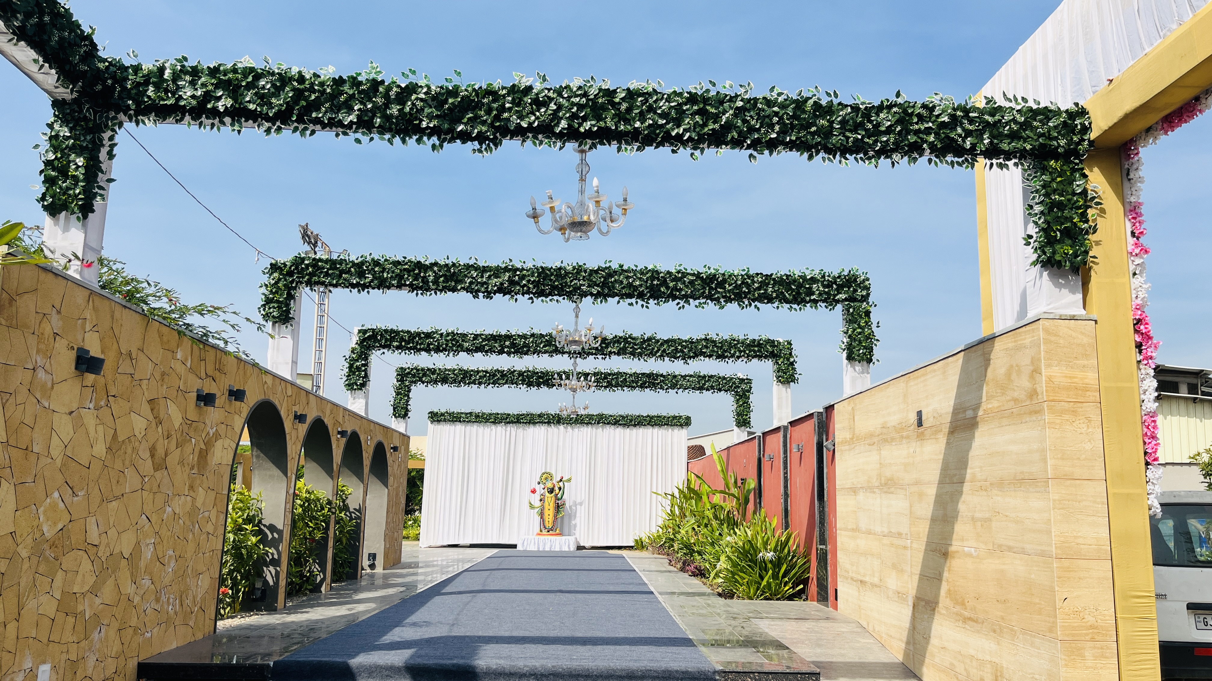 Gate Decoration 